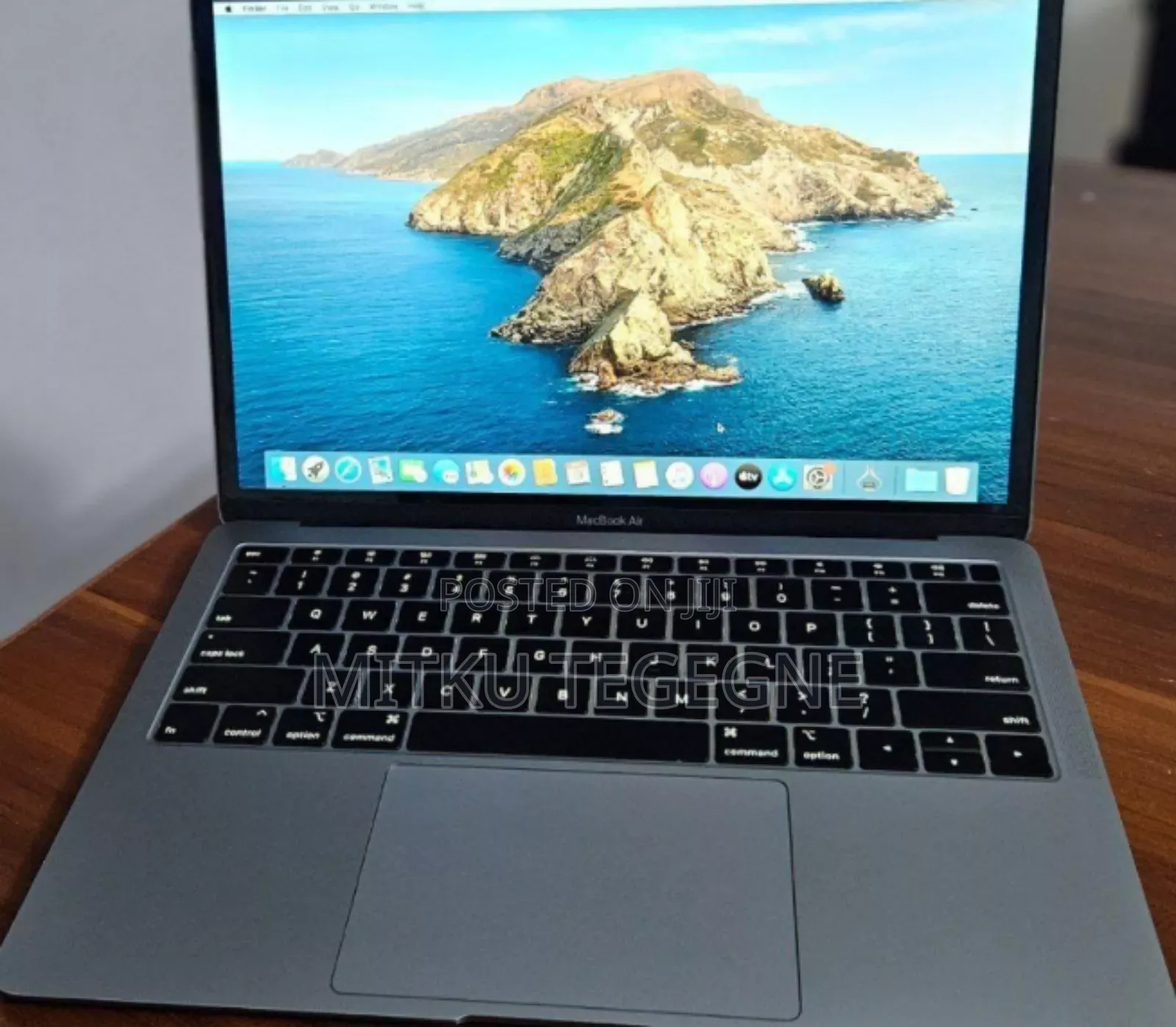 New Laptop Apple MacBook Air 2019 8GB Intel Core I5 SSD 128GB