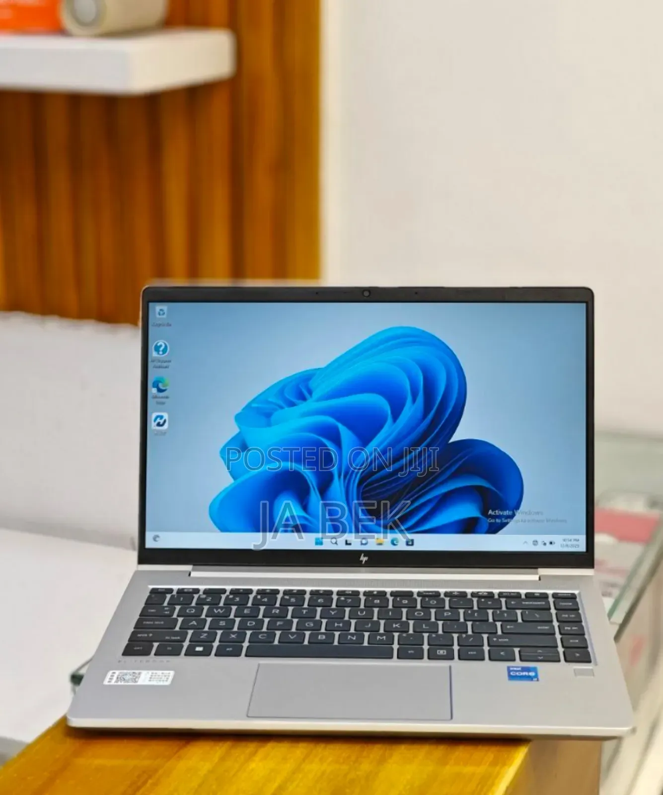 New Laptop HP EliteBook 640 G10 16GB Intel Core I7 SSD 512GB