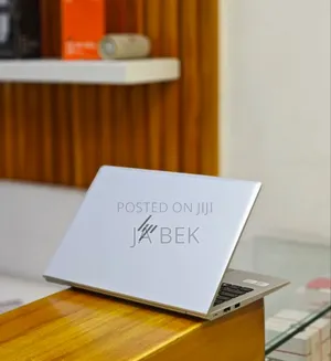 New Laptop HP EliteBook 640 G10 16GB Intel Core I7 SSD 512GB