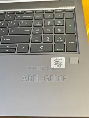 New Laptop HP ZBook Firefly 15 G7 16GB Intel Core I7 SSD 512GB