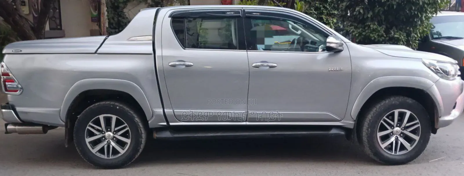 Toyota Hilux Revo Double Cab Deisel 2.4 AWD 2017 Silver