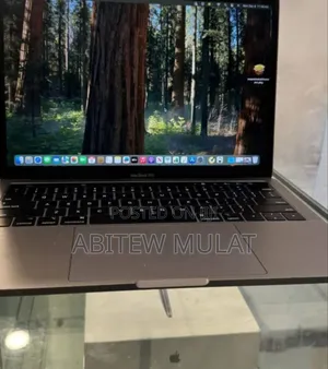 New Laptop Apple MacBook Pro 2019 8GB Intel Core I5 SSD 512GB