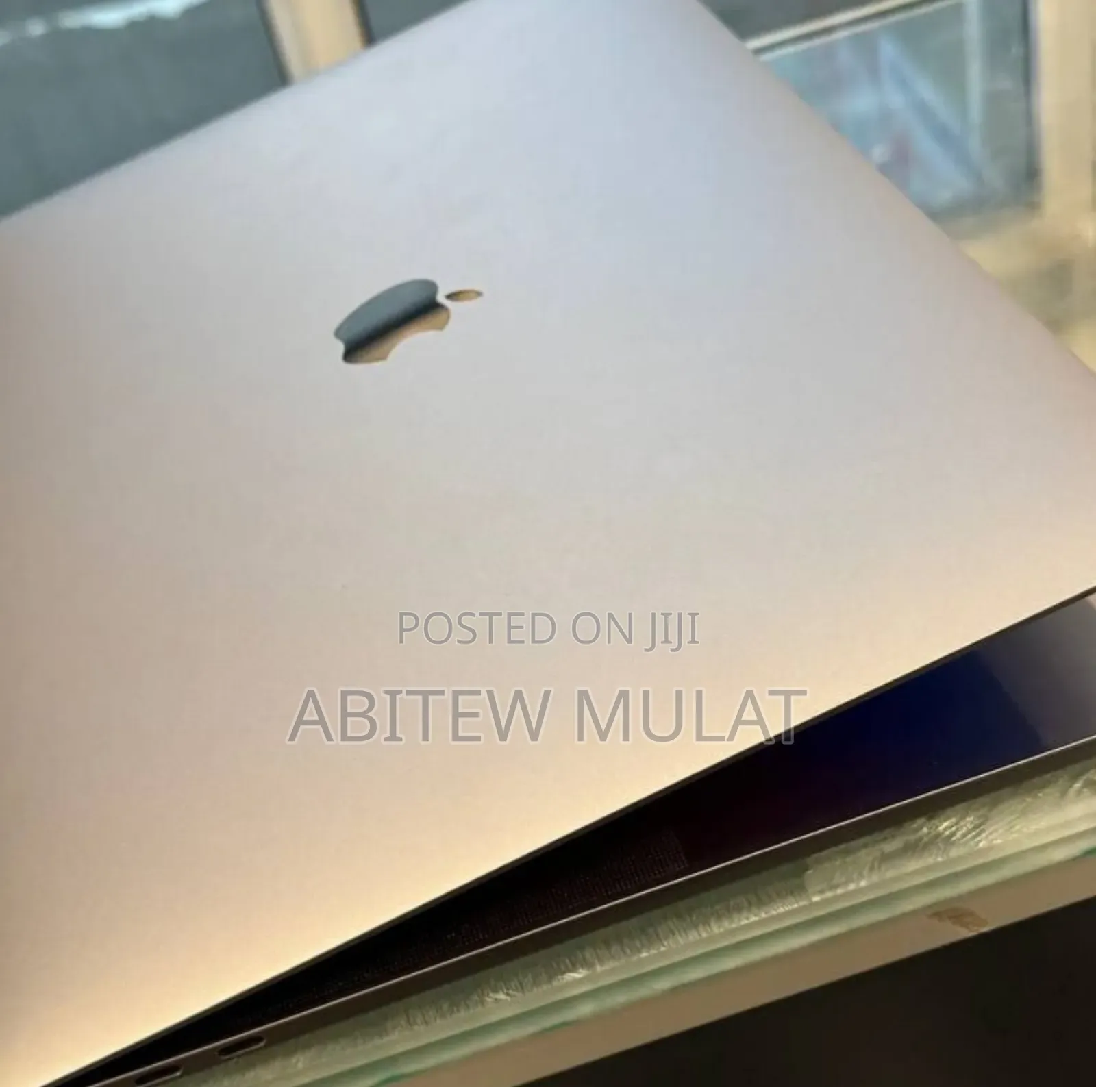 New Laptop Apple MacBook Pro 2016 16GB Intel Core I7 SSD 256GB