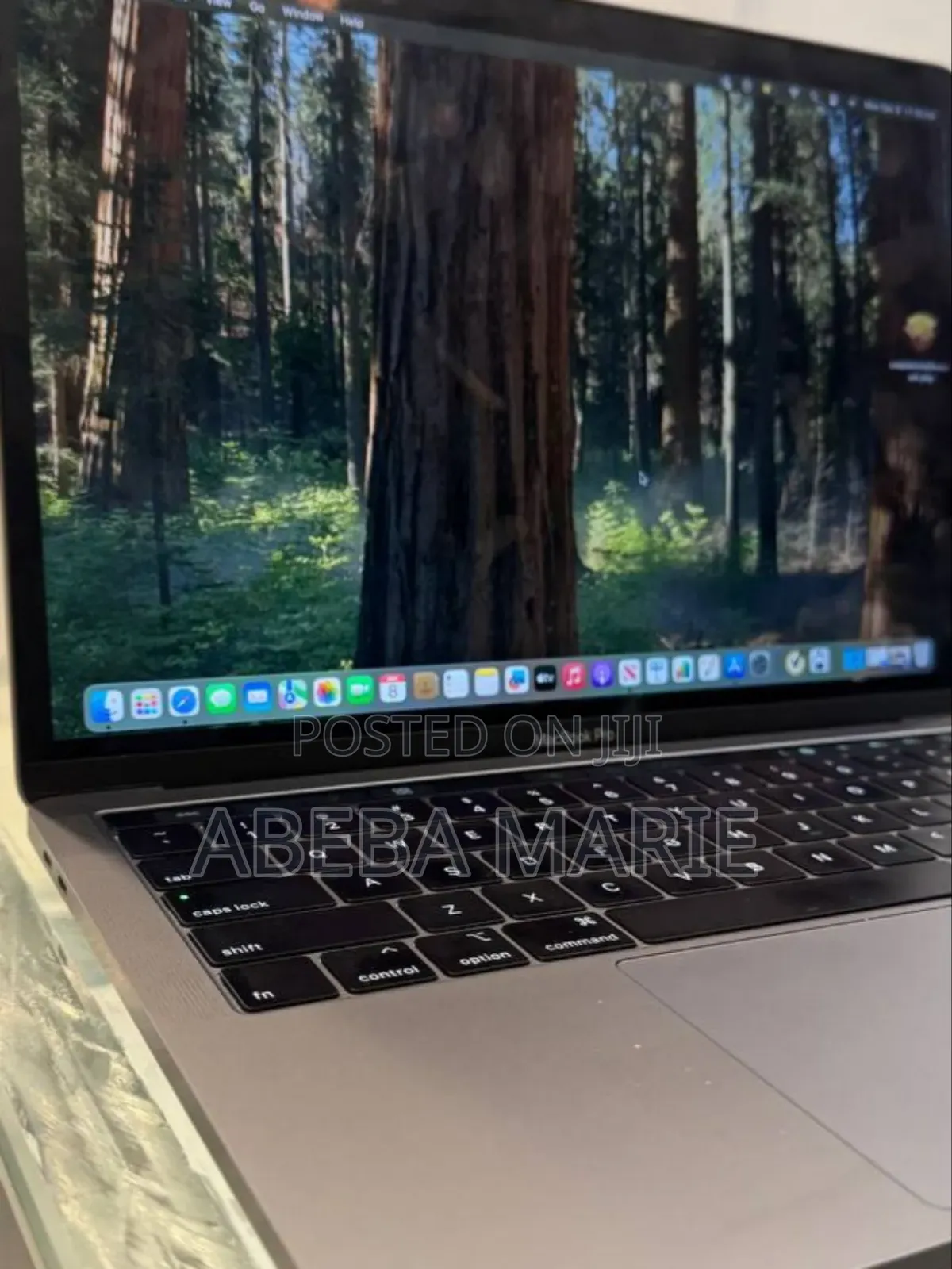 New Laptop Apple MacBook Pro 2019 8GB Intel Core I5 SSD 512GB