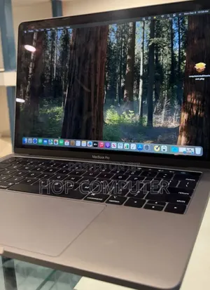 New Laptop Apple MacBook Pro 2019 8GB Intel Core I5 SSD 512GB
