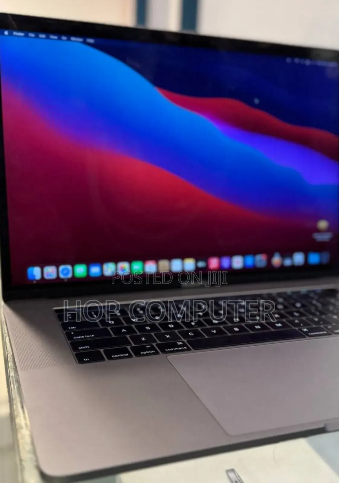 New Laptop Apple MacBook Pro 2016 16GB Intel Core I7 SSD 256GB