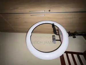 Photo - Ring Light