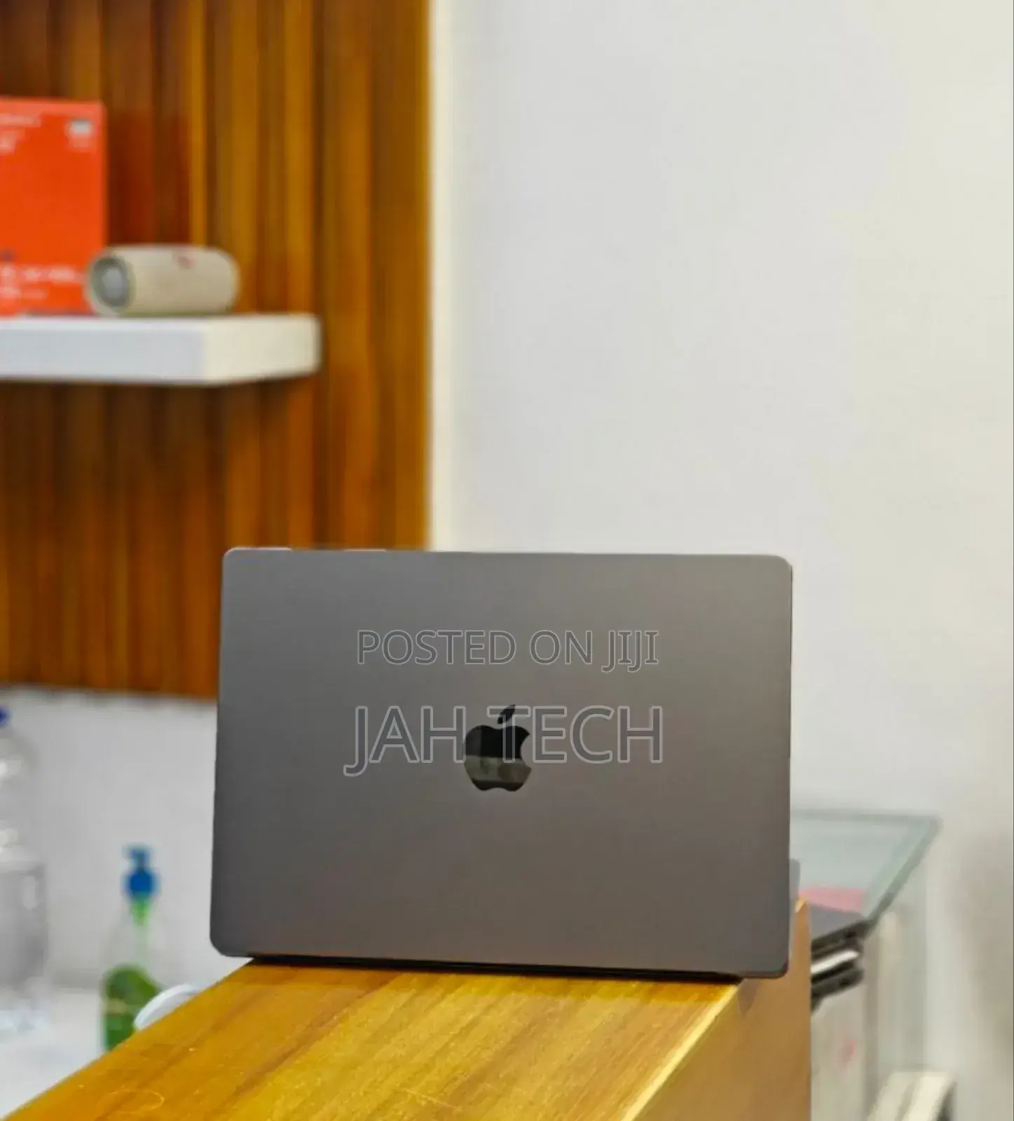 New Laptop Apple MacBook Pro M1 16GB Apple M1 Pro SSD 512GB