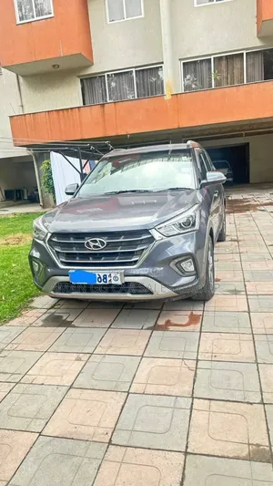 Photo - Hyundai Creta 2020 Gray
