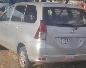 Toyota Avanza 2013 Silver