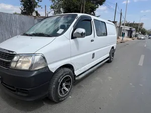 Toyota HiAce 2011 White
