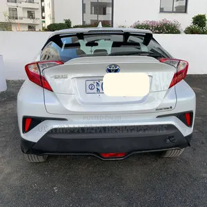 Toyota C-HR 2023 White