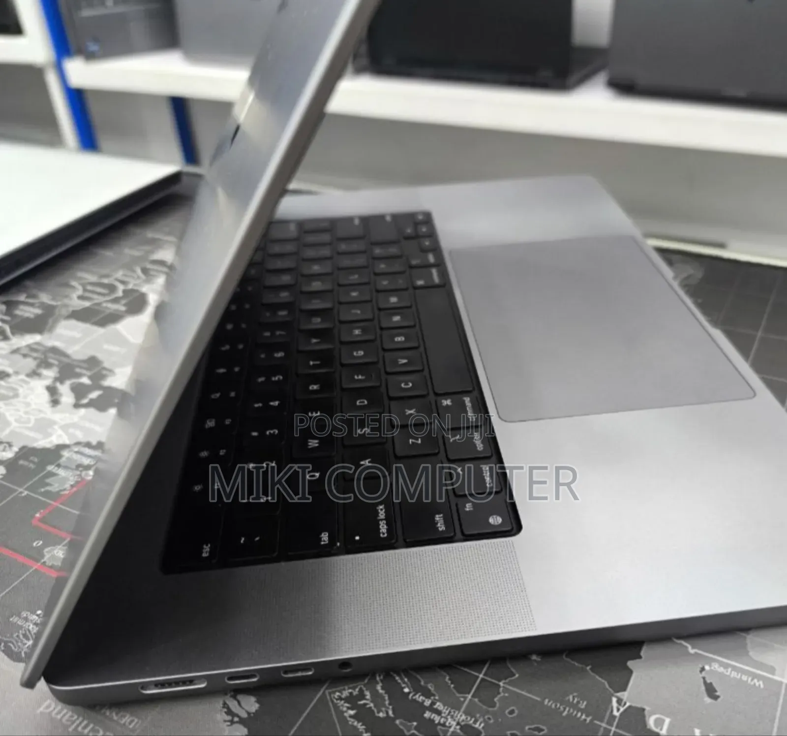 New Laptop Apple MacBook Pro M1 64GB Intel SSD 1T