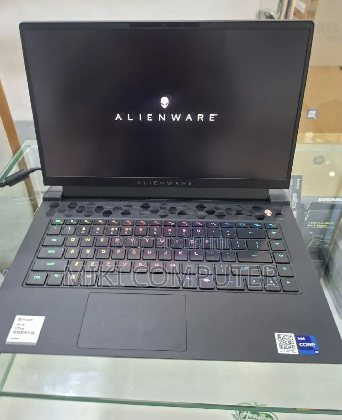 New Laptop Alienware M15 R3 16GB Intel Core I9 SSD 1T