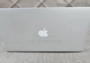 New Laptop Apple MacBook Air 2015 8GB Intel Core I5 SSD 128GB