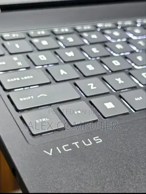 New Laptop HP Victus 16 16GB Intel Core i7 SSD 1T