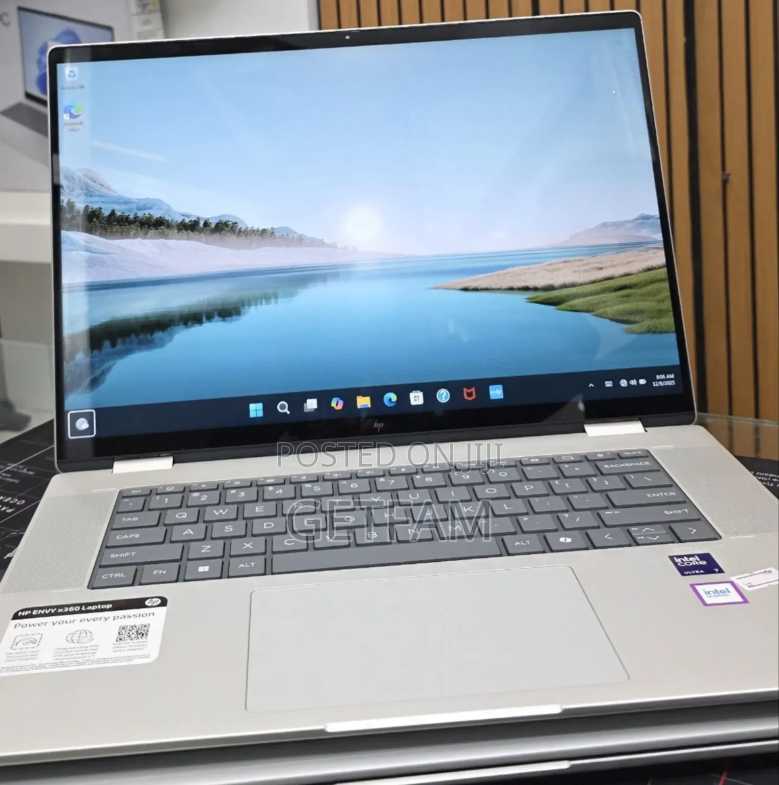 New Laptop HP Envy 15 16GB Intel SSD 1T