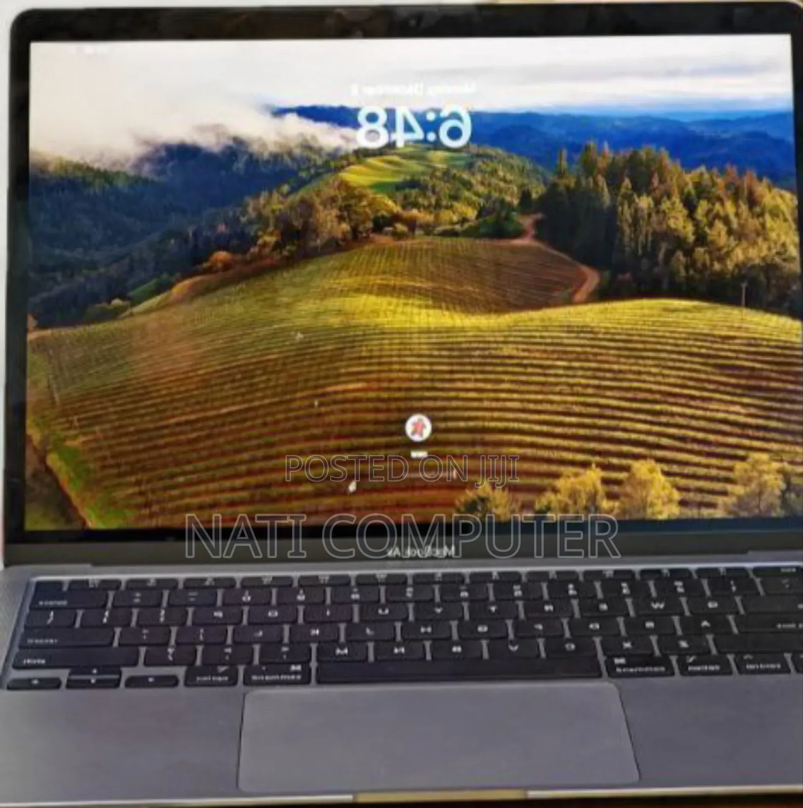 New Laptop Apple MacBook 2020 8GB Apple M1 SSD 1T