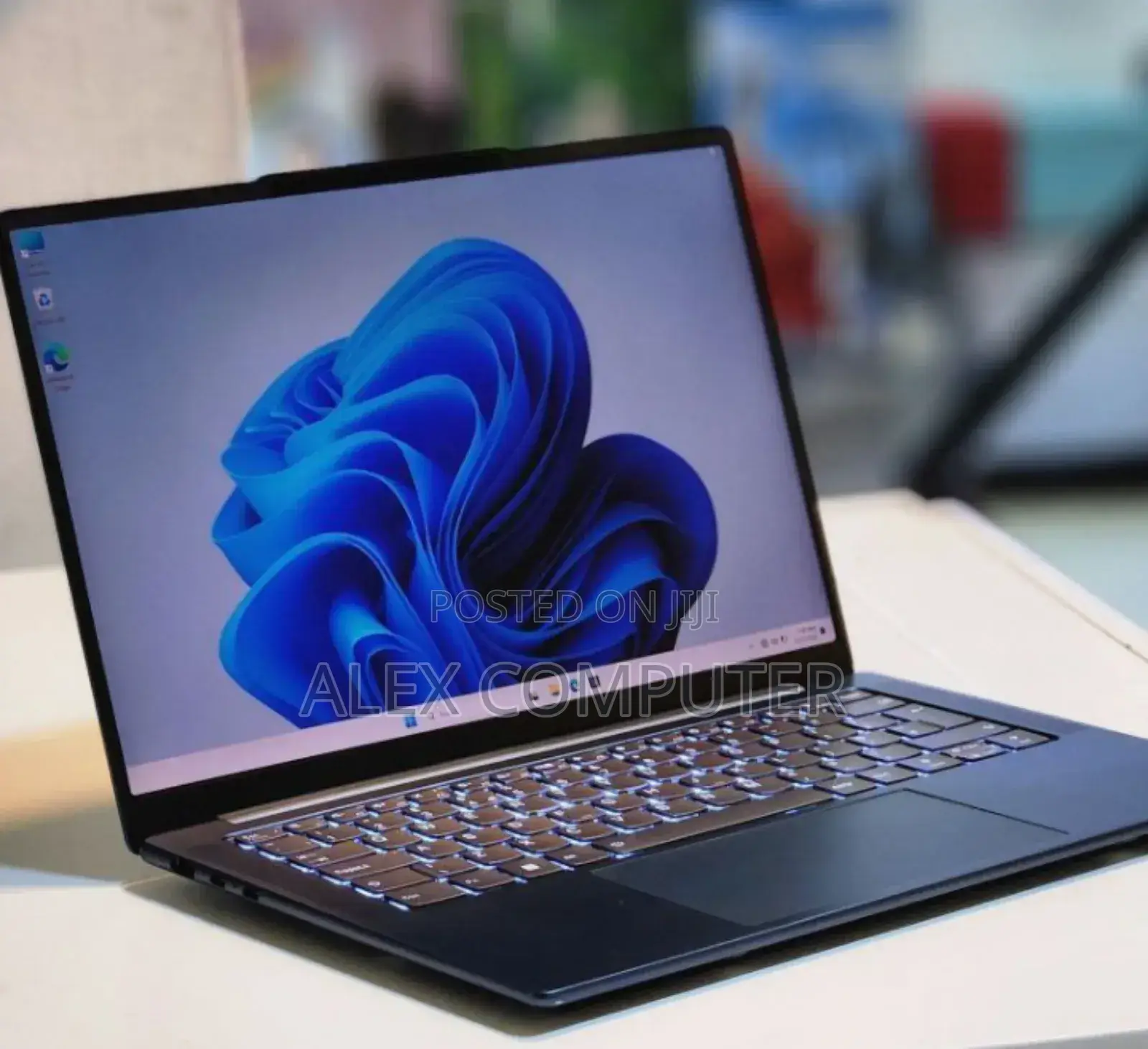 New Laptop Lenovo ThinkPad Yoga 16GB Intel Core i7 SSD 1T