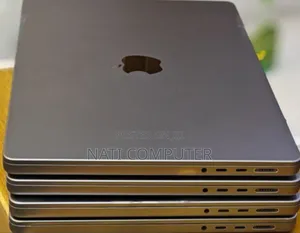 New Laptop Apple MacBook Pro M1 32GB Intel Core i7 SSD 512GB