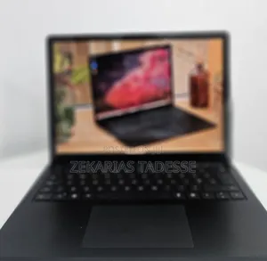 New Laptop Microsoft Surface 16GB Intel Core I7 SSD 512GB