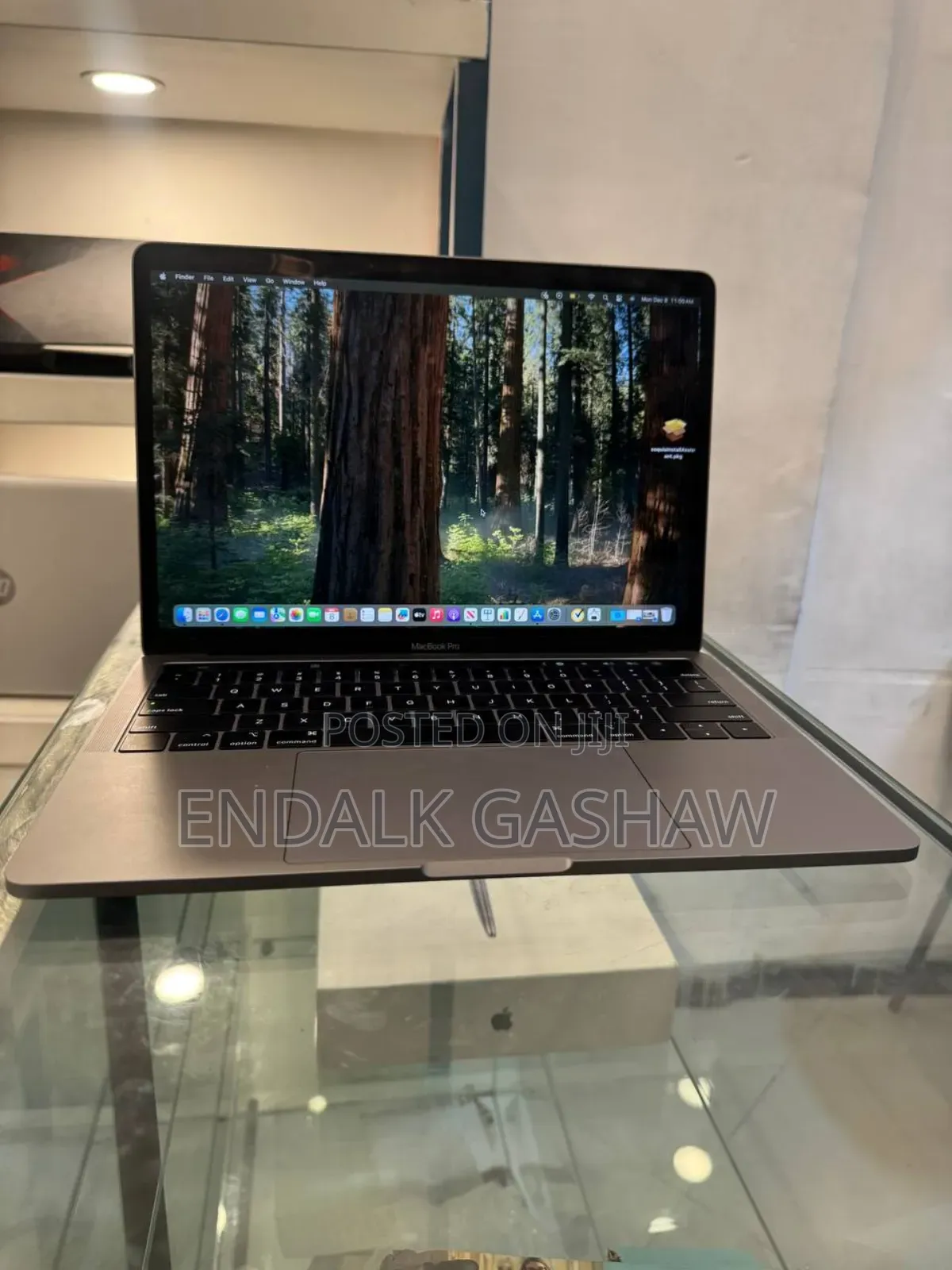 New Laptop Apple MacBook Pro 2019 8GB Intel Core I5 SSD 512GB