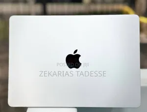 Photo - New Laptop Apple MacBook Air 2022 M2 8GB Apple M2 SSD 256GB