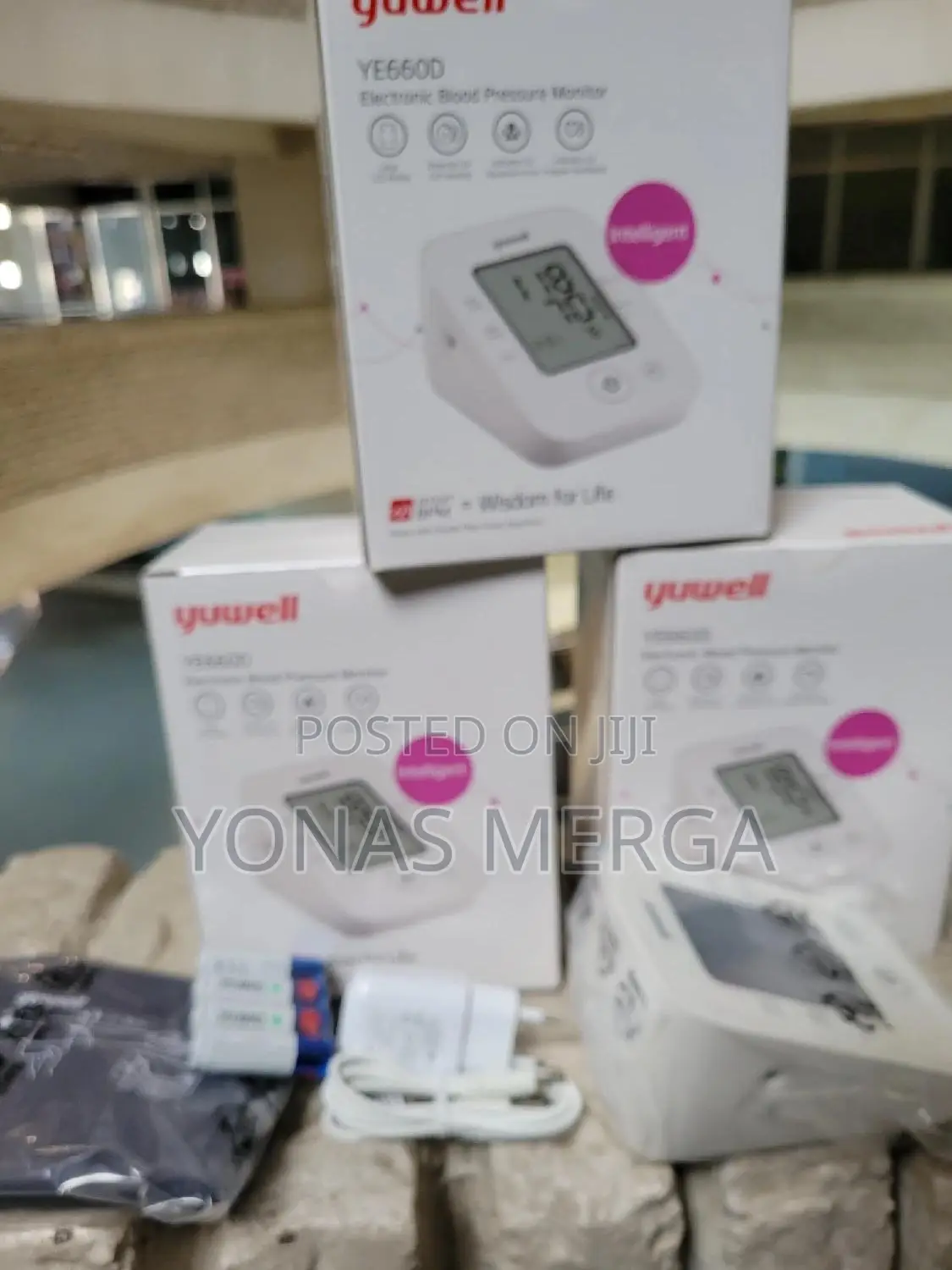 Bp Monitoring令勾blood Pressure/Facilitate to Take Right Bp Measurements