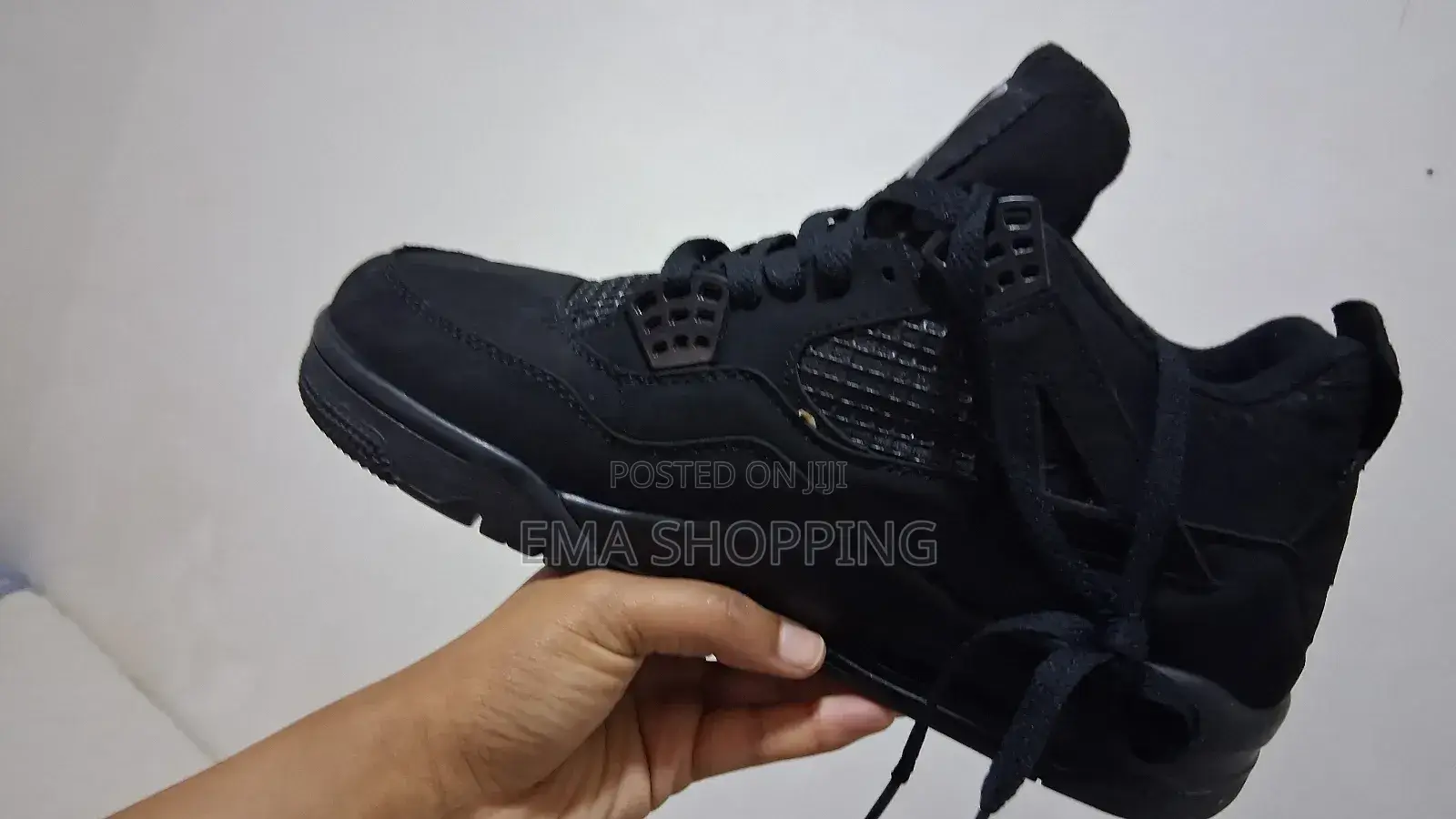 Jordan 4 Retro "Black Cat"