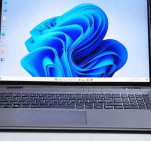 New Laptop Lenovo Yoga 7i 16GB Intel Core I7 SSD 512GB