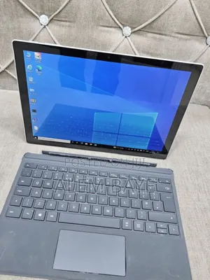 New Laptop Microsoft Surface 16GB Intel Core I7 SSD 256GB