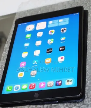 New Apple iPad 10.2 (2021) 128 GB