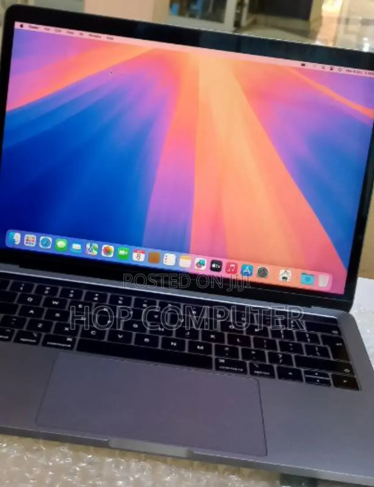 New Laptop Apple MacBook Pro 2019 8GB Intel Core I5 SSD 128GB
