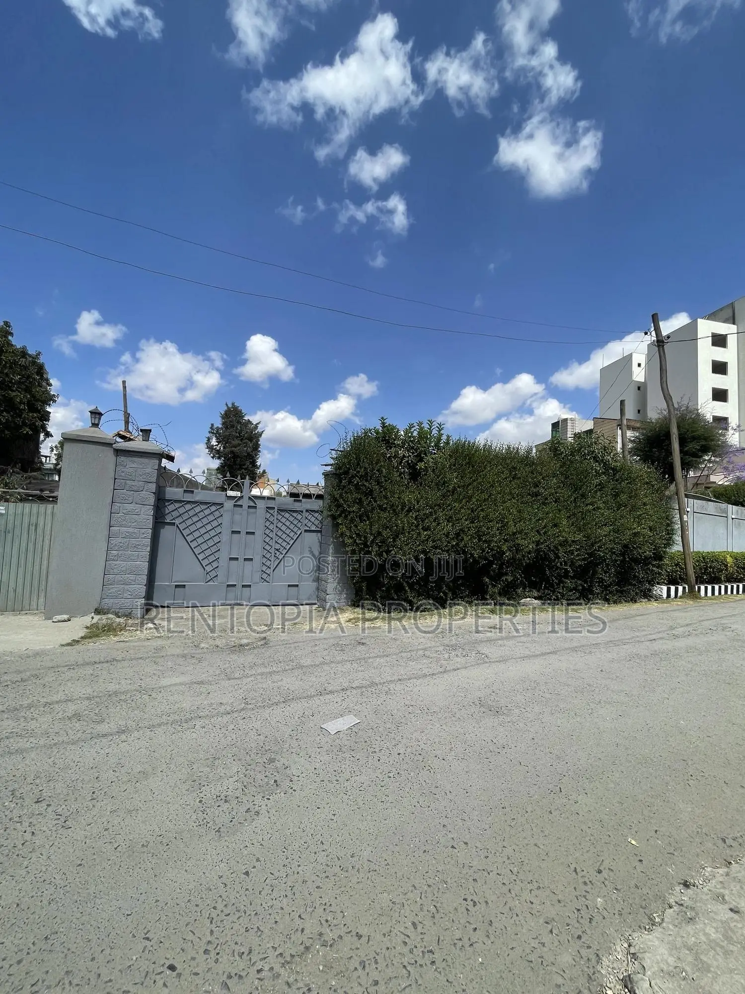 350sqm Land for Sale! የሚሸጥ 350ካሬ ቦታ