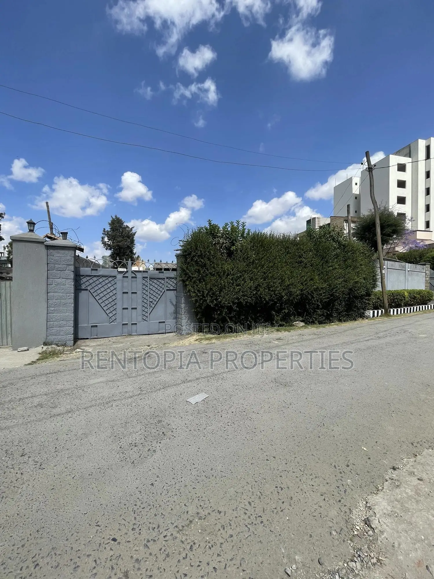 350sqm Land for Sale! የሚሸጥ 350ካሬ ቦታ