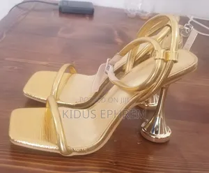 Photo - Women Hill Shoes