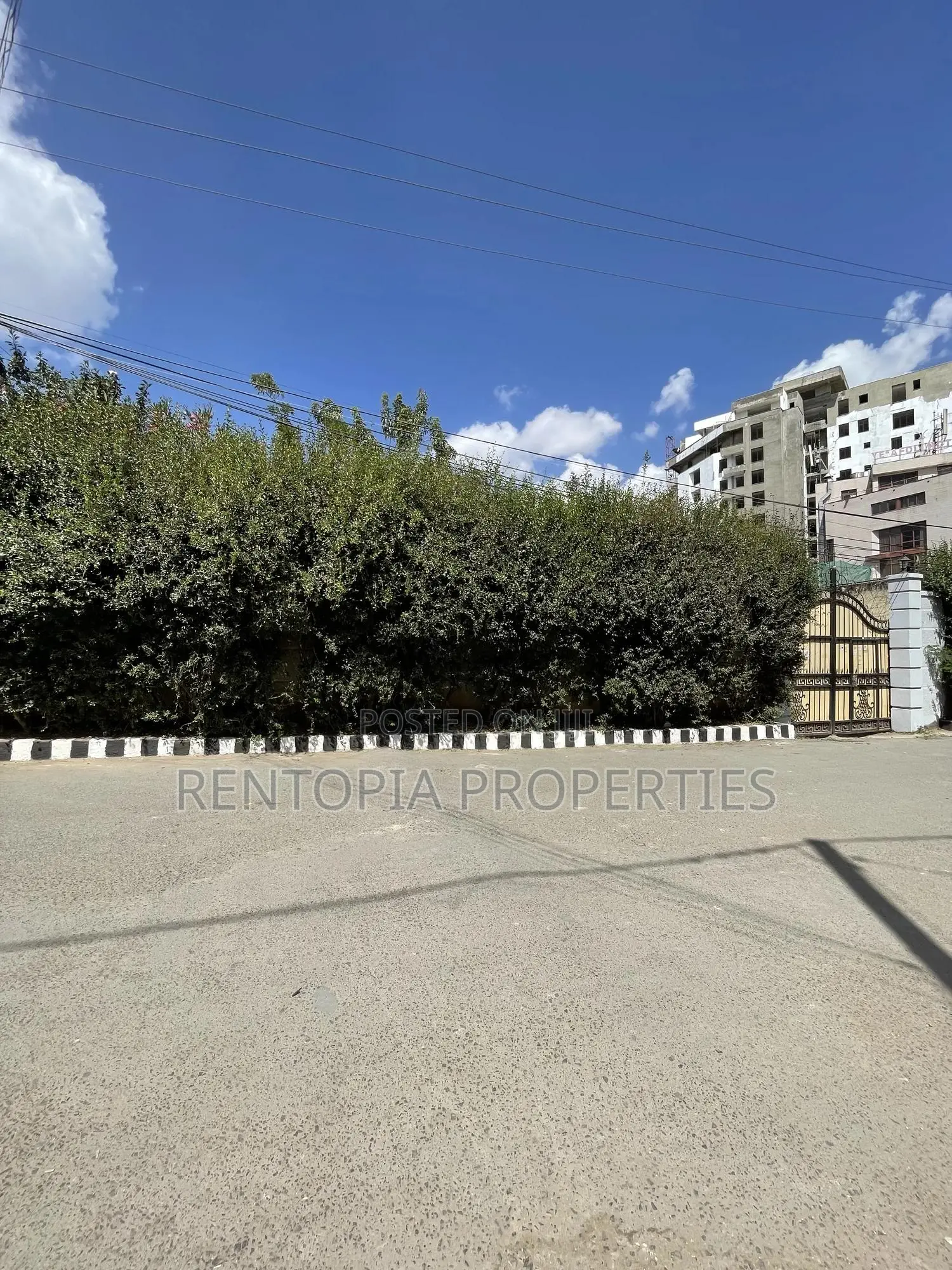 384sqm Land for Sale! የሚሸጥ 384ካሬ! መሬት