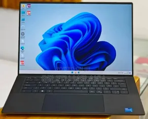 New Laptop Dell Precision 5570 16GB Intel Core i7 SSD 512GB