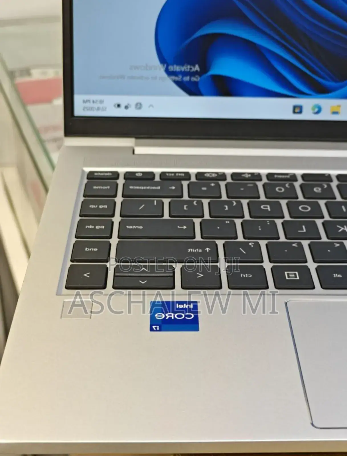 New Laptop HP EliteBook 840 G10 16GB Intel Core i7 SSD 512GB