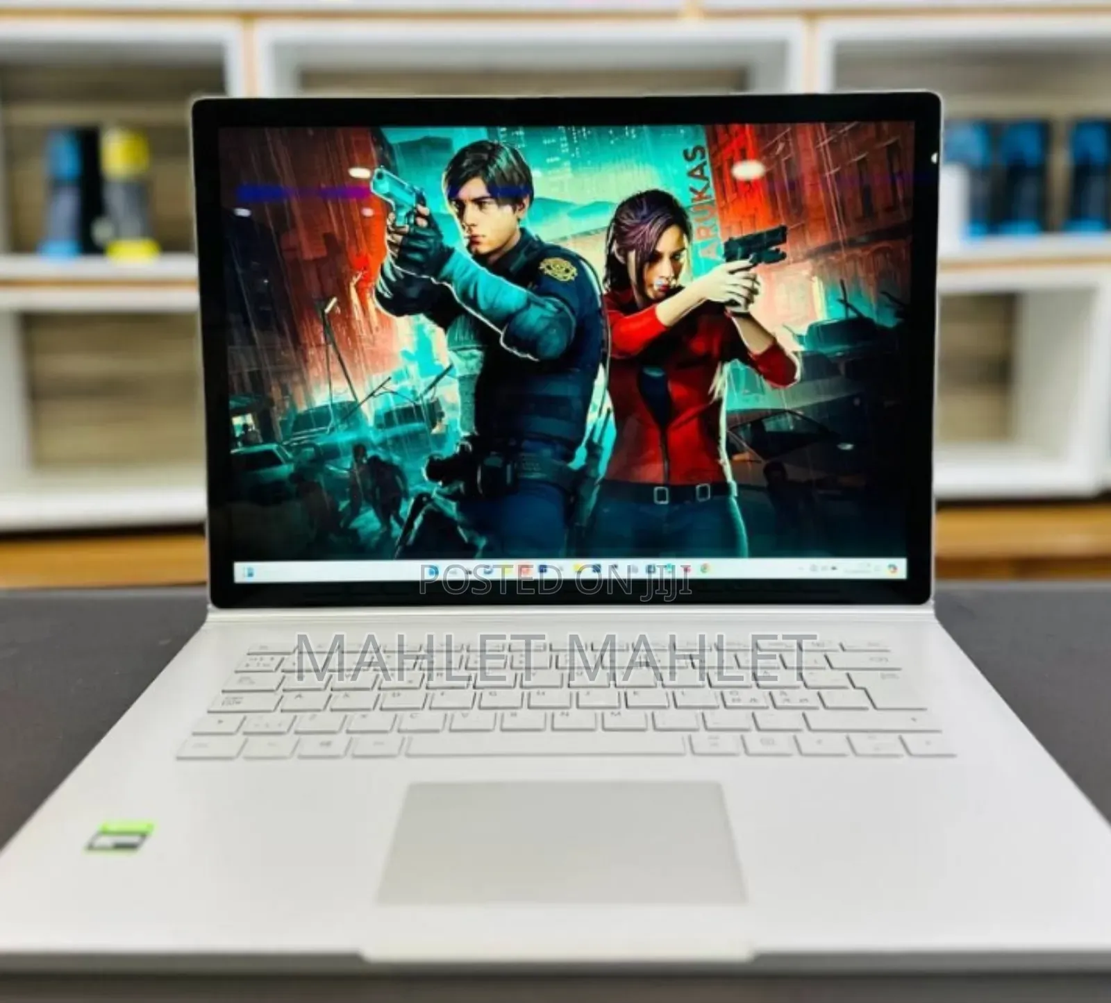 New Laptop Microsoft Surface 16GB Intel Core I7 SSD 256GB