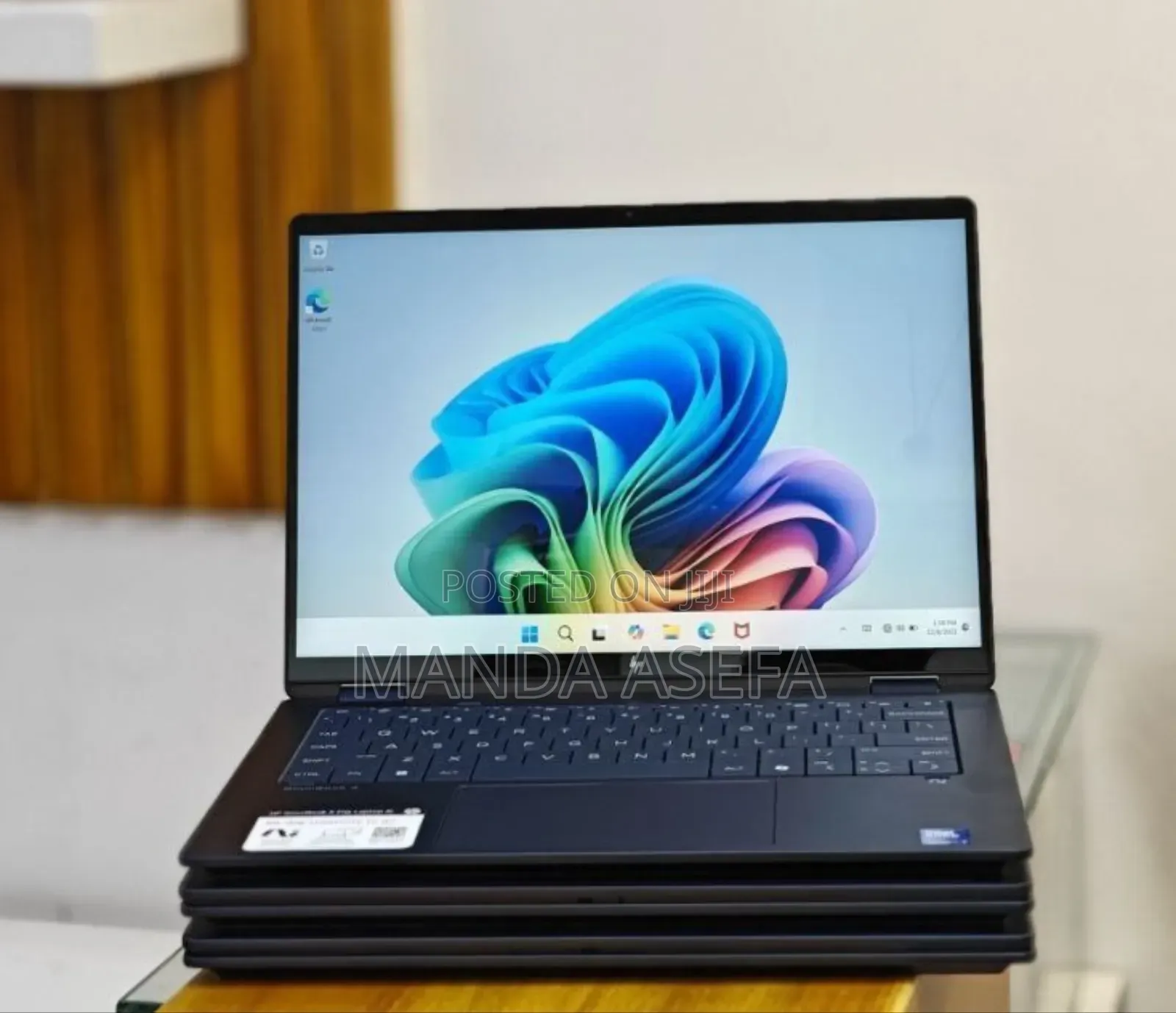 New Laptop HP OmniBook X Flip 14" 16GB Intel Core Ultra 7 SSD 1T