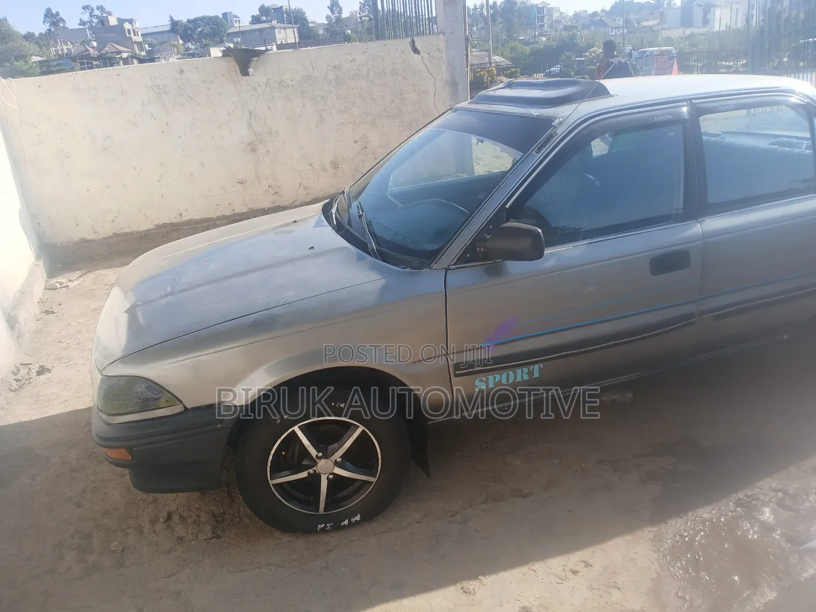 Toyota Corolla 1.3 Saloon 1992 Gray