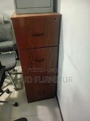 Photo - Fil Cabnet Free Delivary