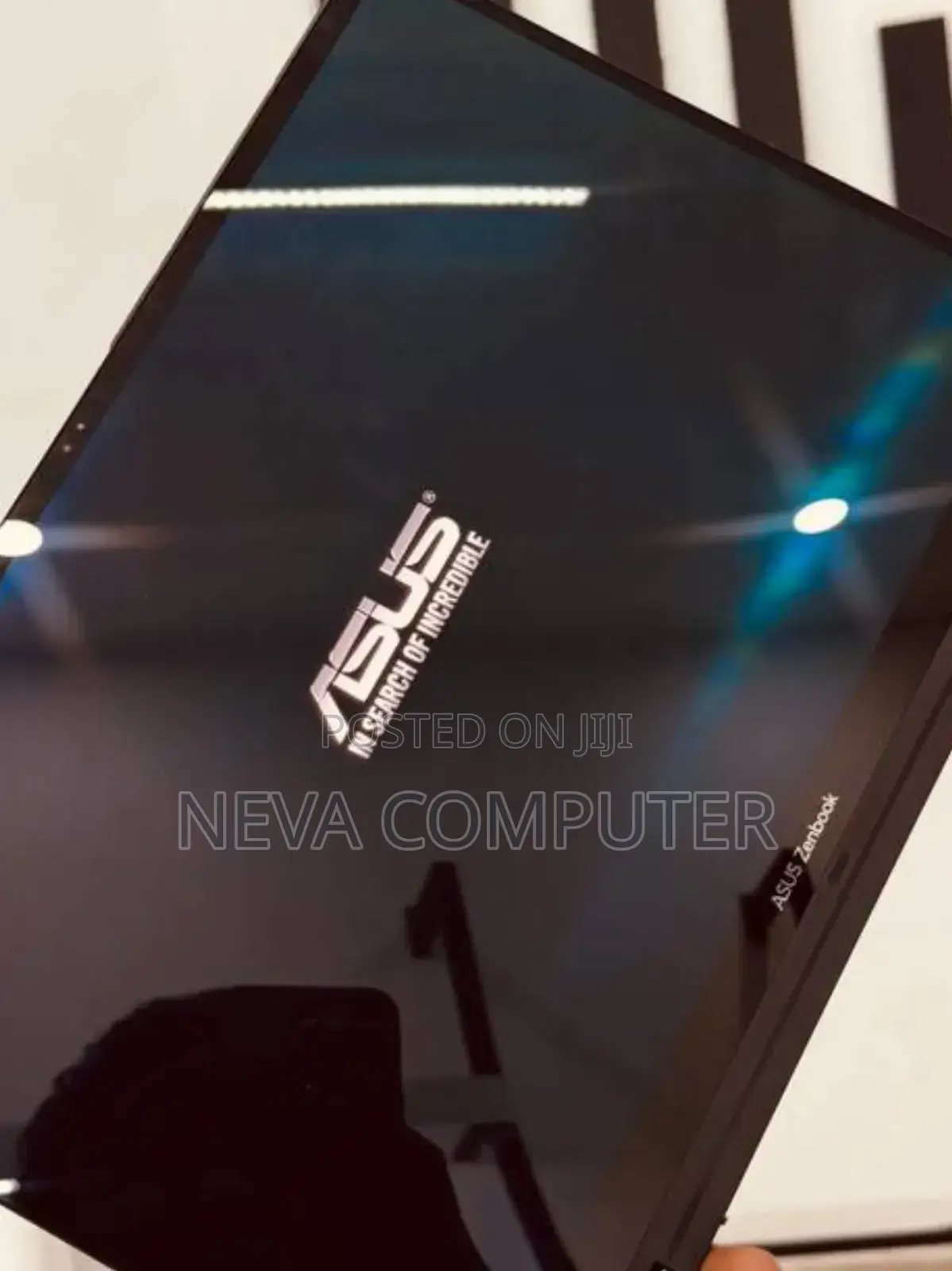 New Laptop Asus ZenBook 13 UX331UN 16GB Intel Core I7 SSD 512GB