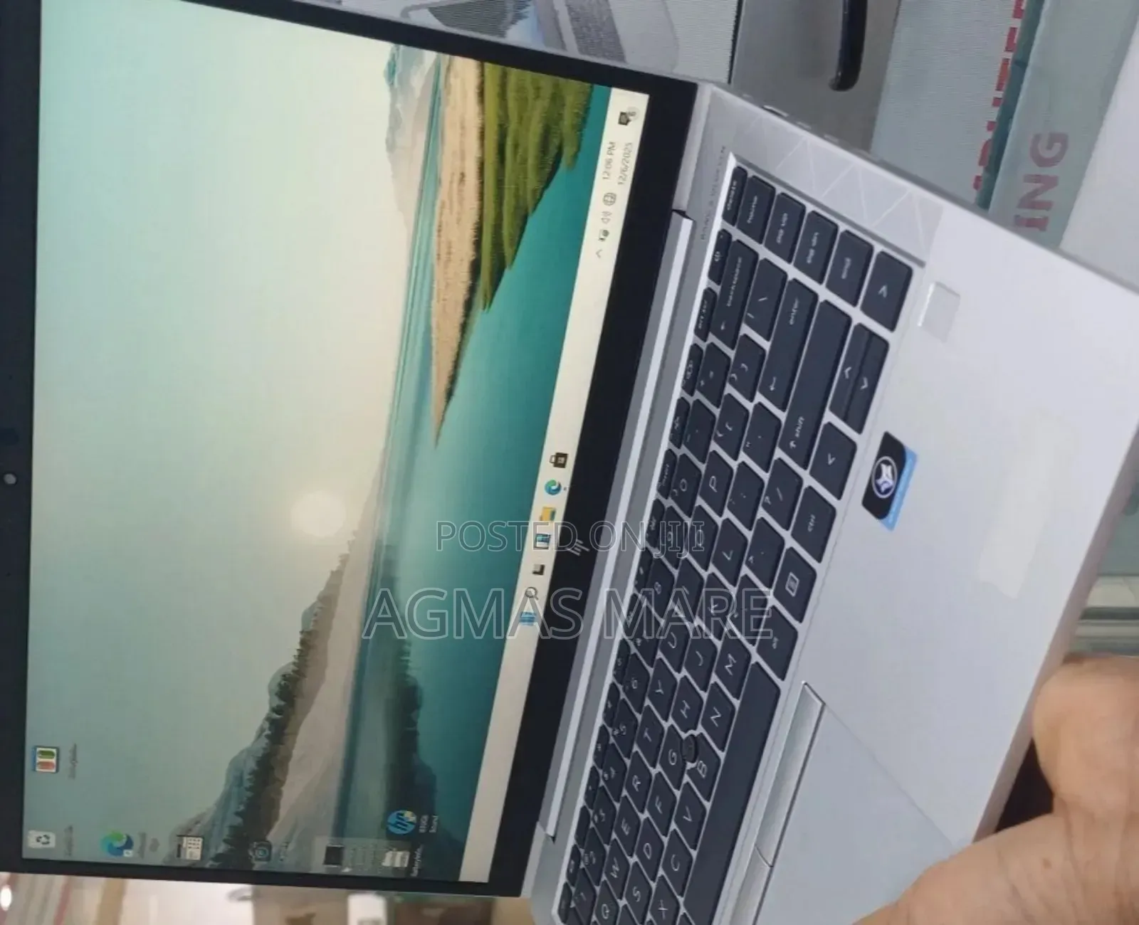 New Laptop HP EliteBook 840 G8 16GB Intel Core i7 SSD 512GB