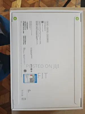 New Laptop Apple MacBook Air 2025 M4 13-Inch 16GB Apple M4 SSD 256GB