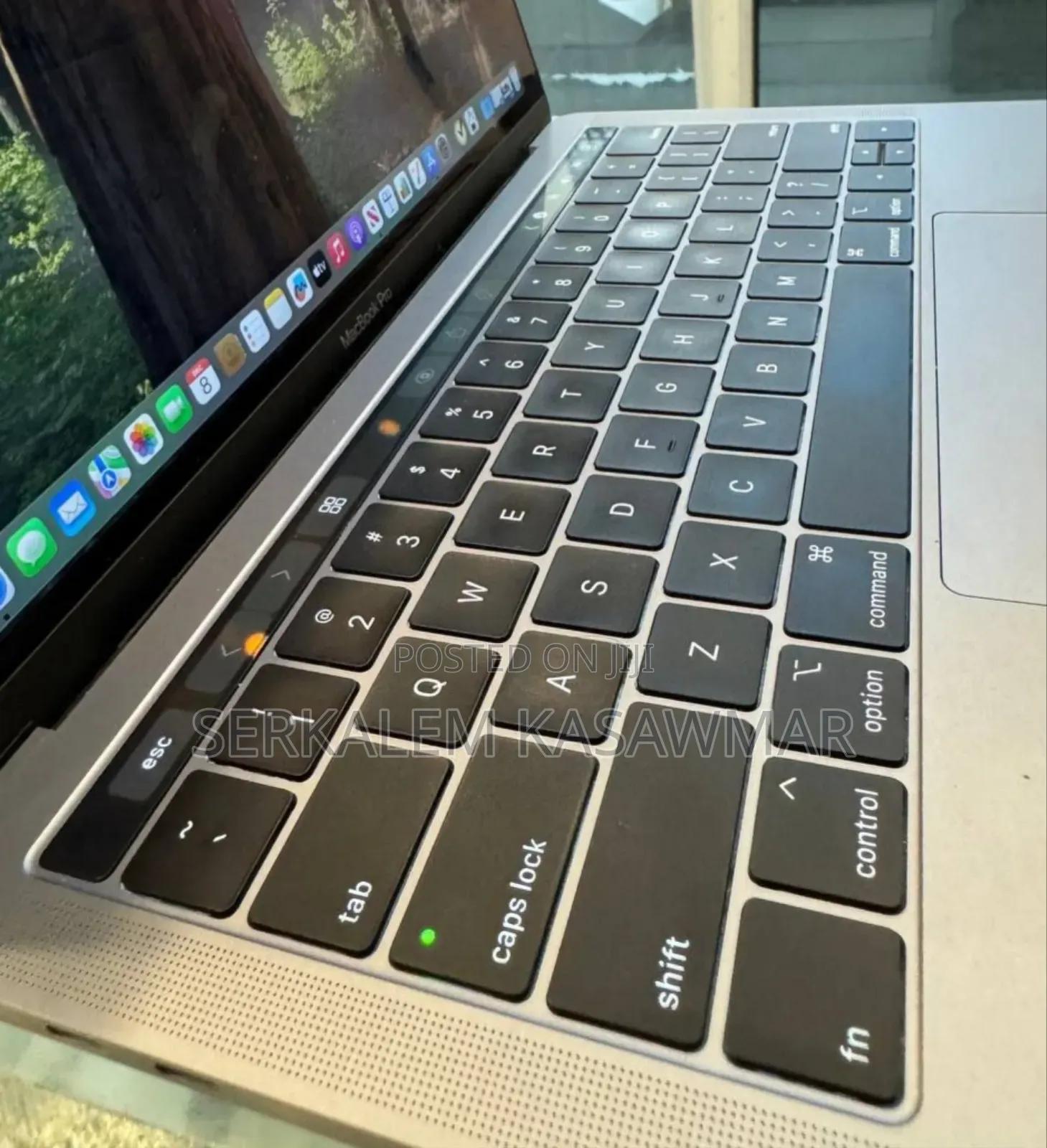 New Laptop Apple MacBook Pro 2019 8GB Intel Core I5 SSD 512GB