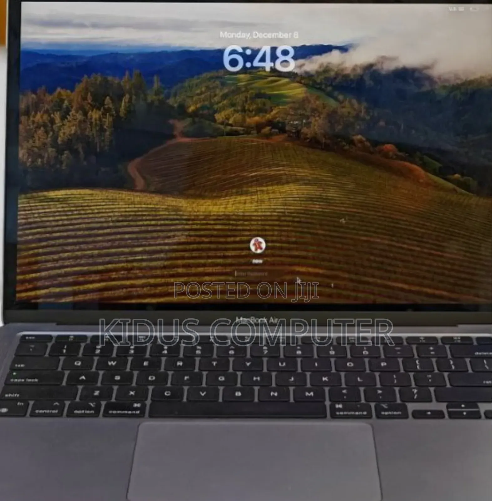 New Laptop Apple MacBook Air 8GB Apple M1 SSD 1T