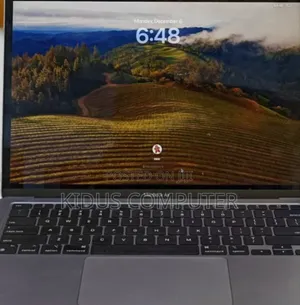 New Laptop Apple MacBook Air 8GB Apple M1 SSD 1T