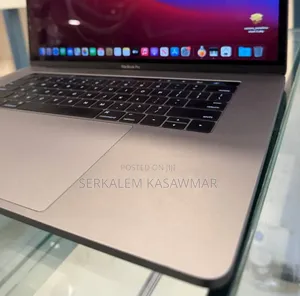 New Laptop Apple MacBook Pro 2016 16GB Intel Core I7 SSD 256GB